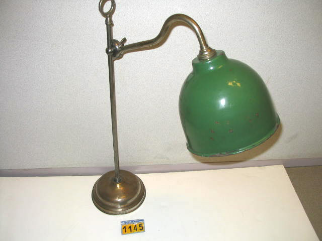  Collection ASPEG, pièce numéro 1145 : Lampe de bureau
