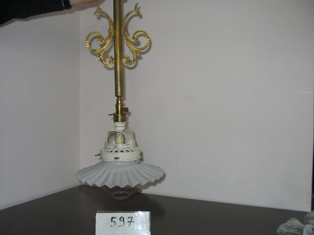  Collection ASPEG, pièce numéro 597 : Lampe bloc brûleur en porcelaine