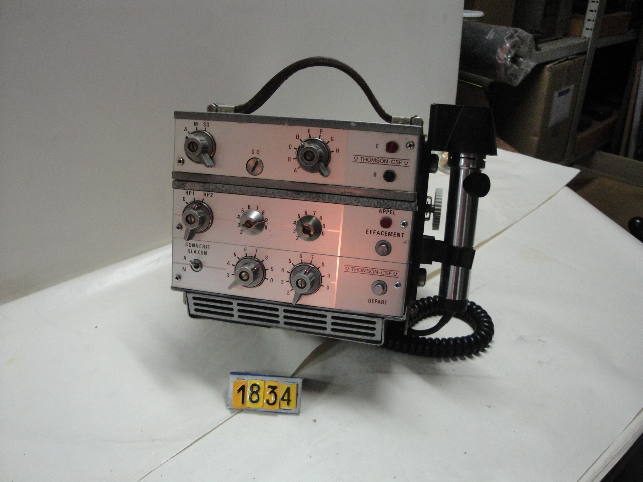  Collection ASPEG, pièce numéro 1834 : Radio portable CSM