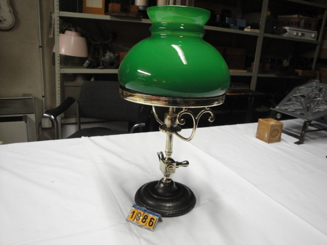  Collection ASPEG, pièce numéro 1886 : Lampe de bureau
