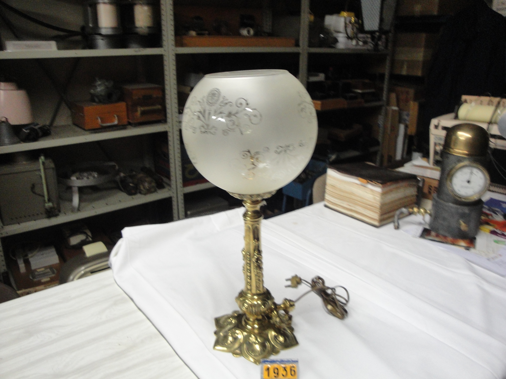  Collection ASPEG, pièce numéro 1936 : Lampe électrique
