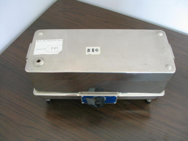  Collection ASPEG, pièce numéro 580 : Stérilisateur à air chaud