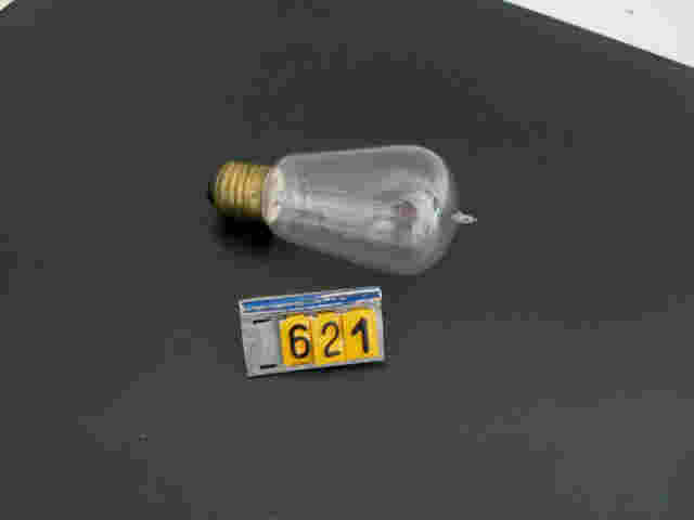  Collection ASPEG, pièce numéro 621 : Ampoules à vis